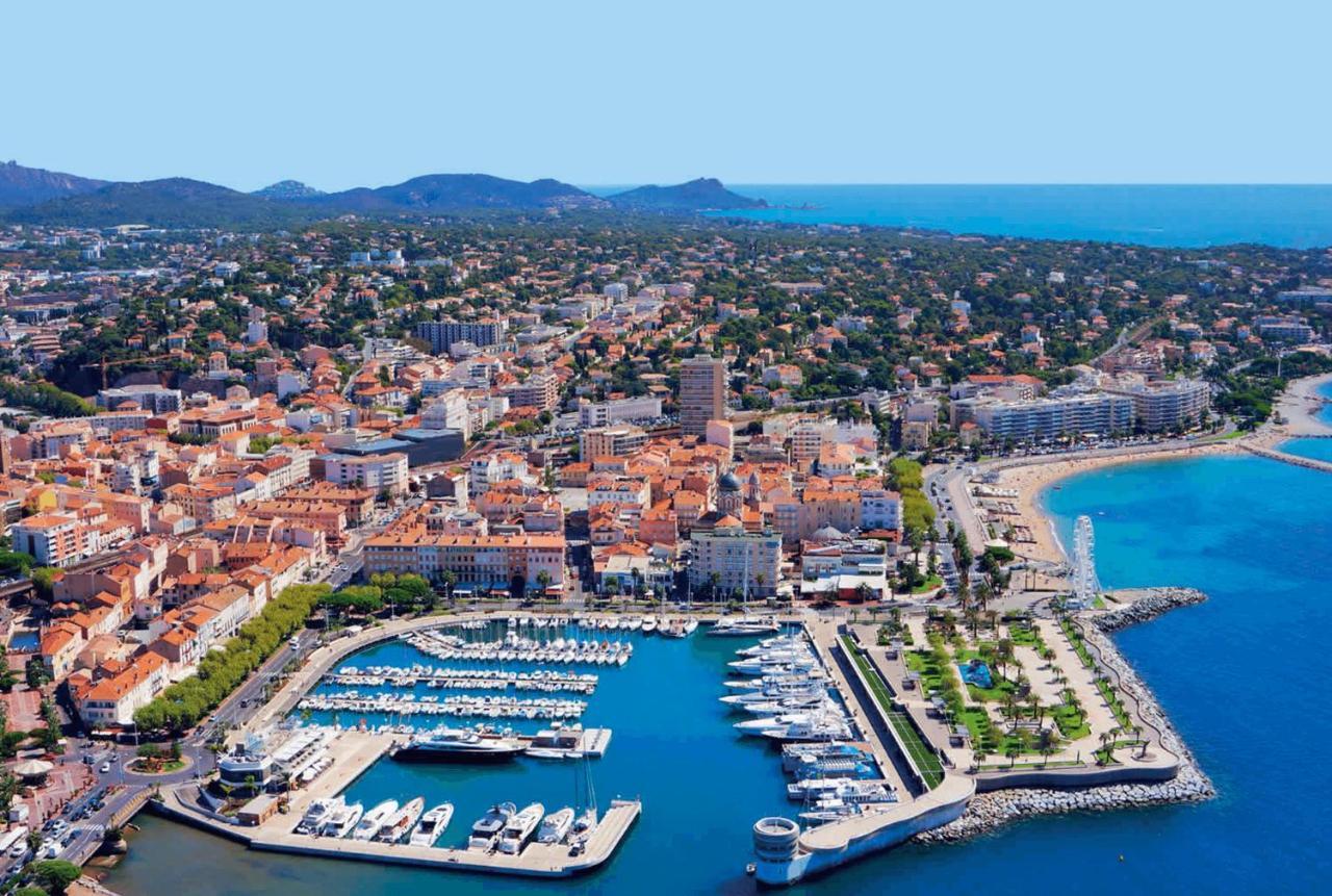Appart. F2 Apercu Port De Santa Lucia St Raphael Apartment *